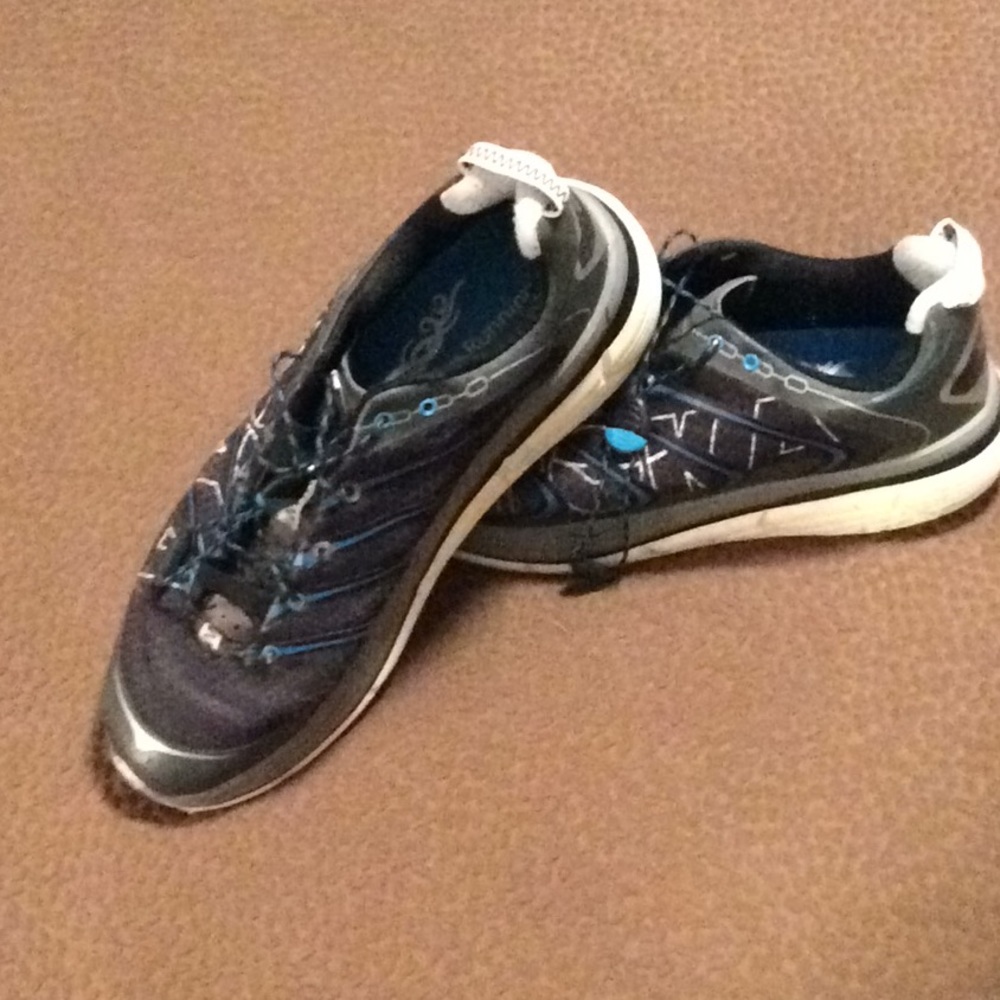 Men’s Hoka Athletic shoe size 11